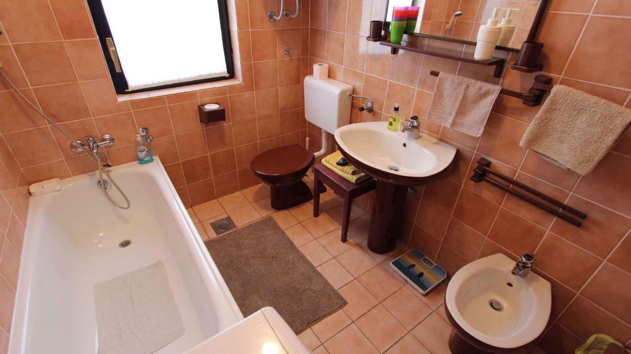 Apartment In Malinska/Insel Krk 13204 Εξωτερικό φωτογραφία